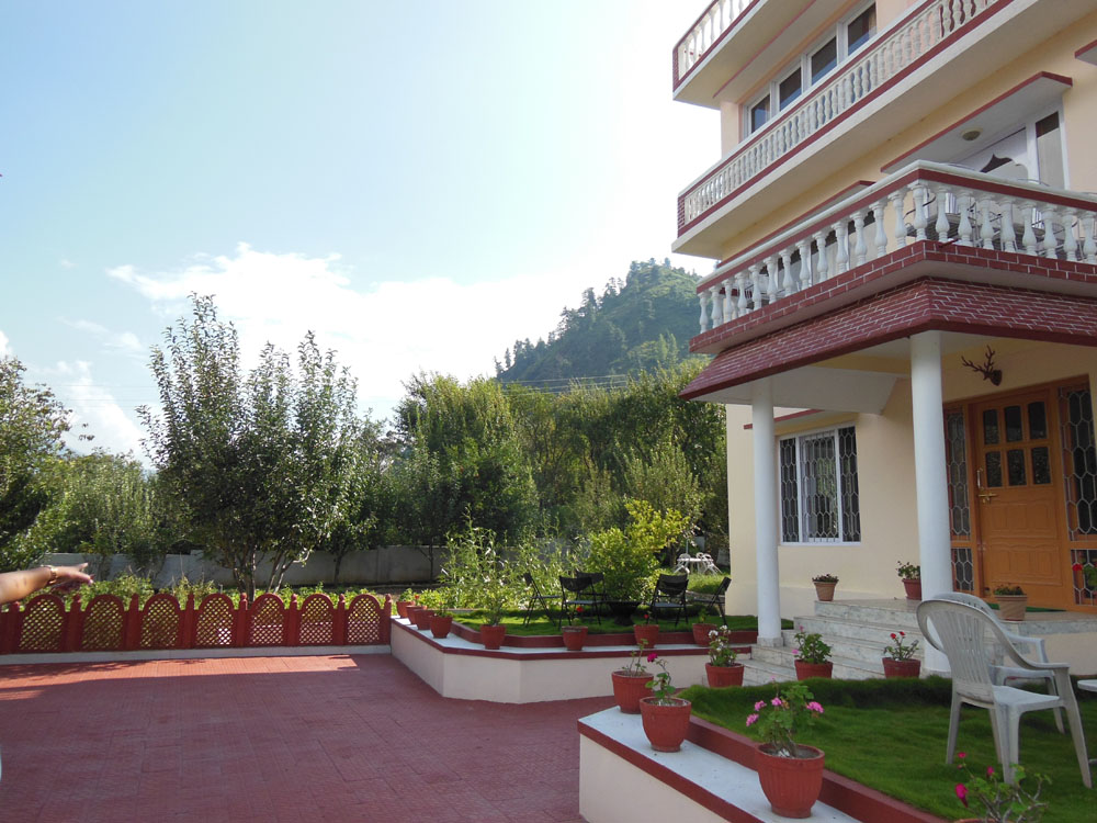 Apple Tree Luxury Cottage No 5 In Kullu Manali