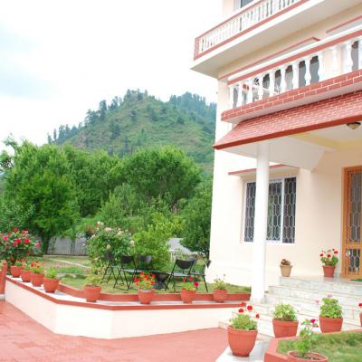 Apple Tree Luxury Cottage No.5 - Best Mountain Face Cottage in Kullu Manali